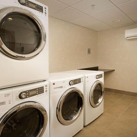 Hampton Inn & Suites Baltimore/Woodlawn Εξωτερικό φωτογραφία