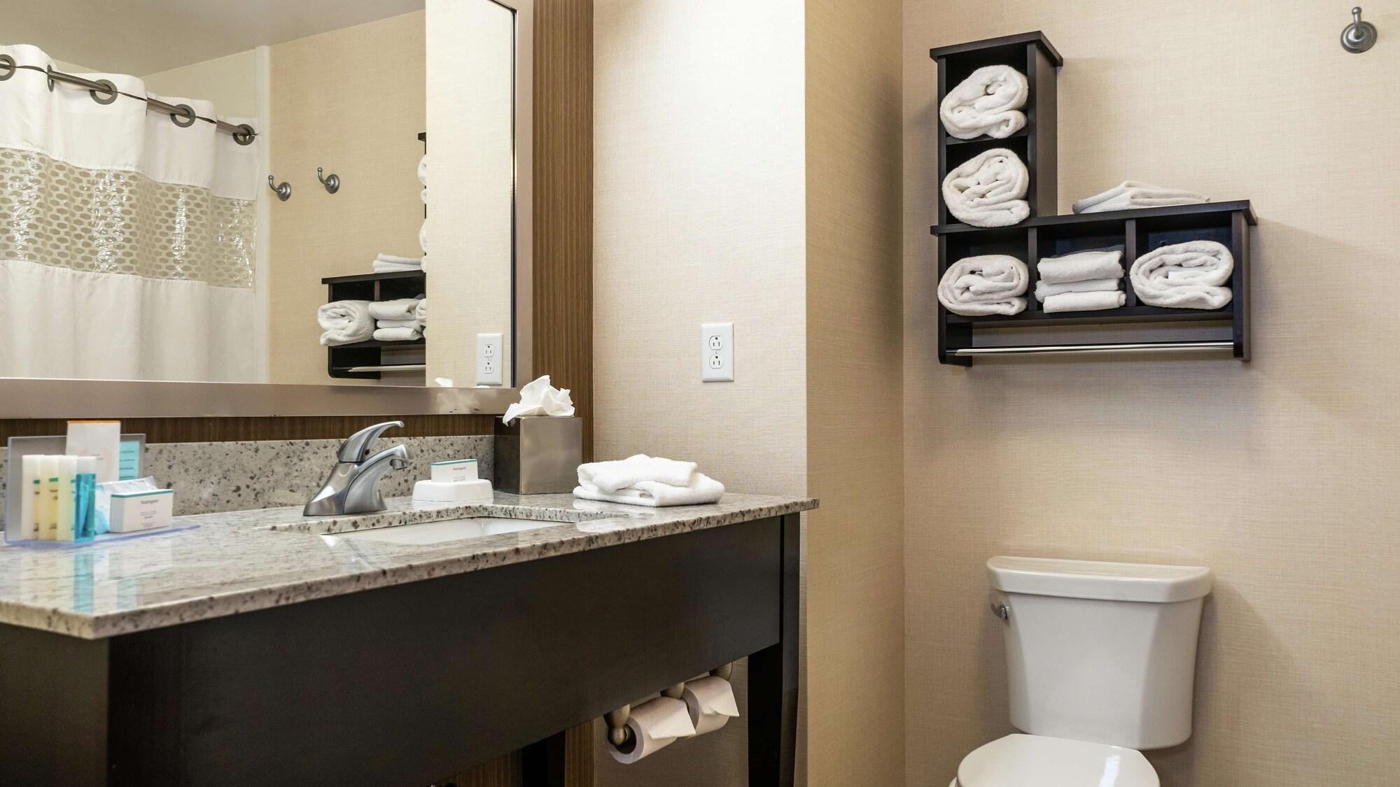 Hampton Inn & Suites Baltimore/Woodlawn Εξωτερικό φωτογραφία