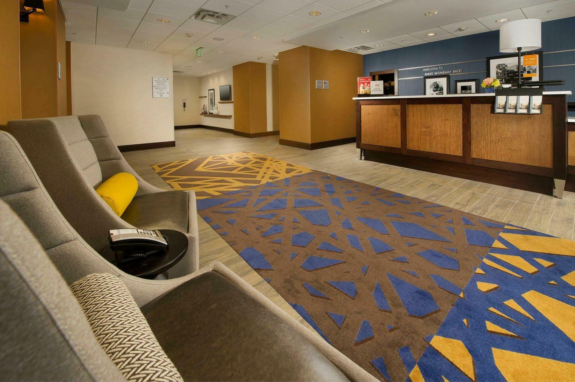 Hampton Inn & Suites Baltimore/Woodlawn Εξωτερικό φωτογραφία